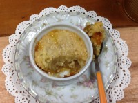 Crumble de abacaxi e nozes