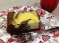 Brownie de cream-cheese e limão siciliano